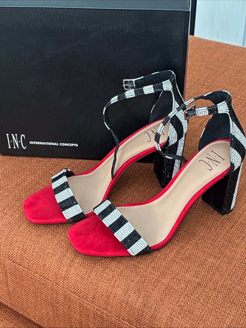 INC international concepts open to block heel 8.5